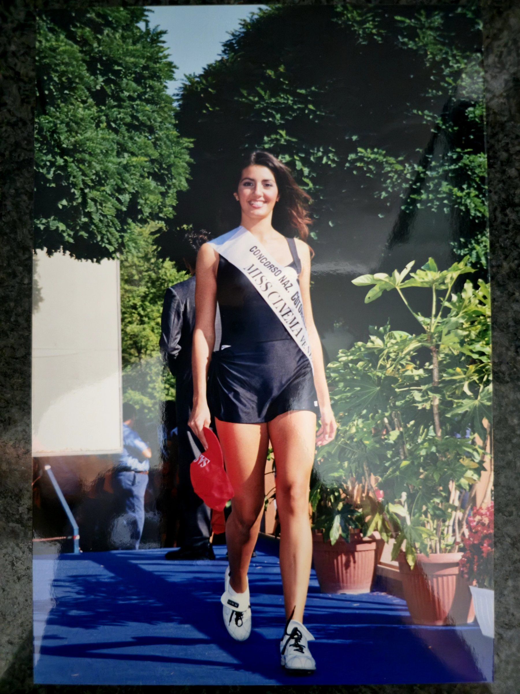 Solo runway photo, Miss Italia 2000 Veneto regional finalist, high resolution